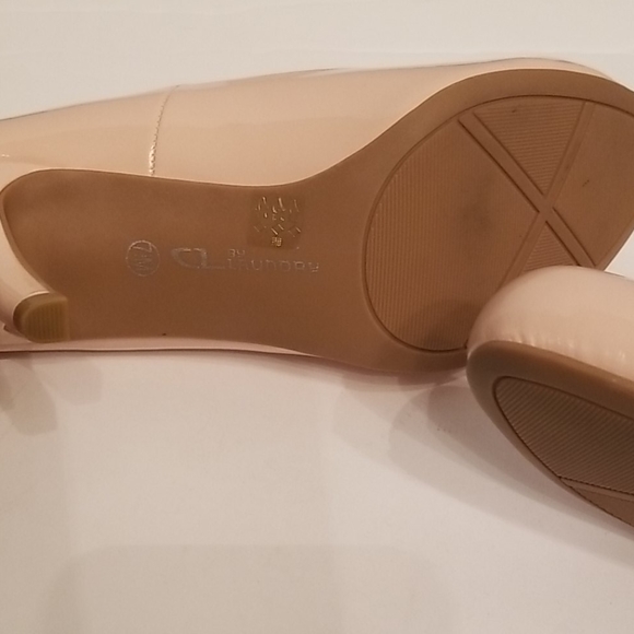 Heels - Picture 6 of 6